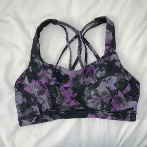 Floral lululemon sports bra